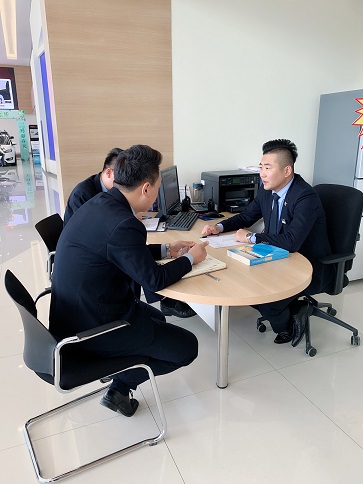 做專業務實的中聯管理者——專訪幸福公司銷售部展廳經理羅鵬濤